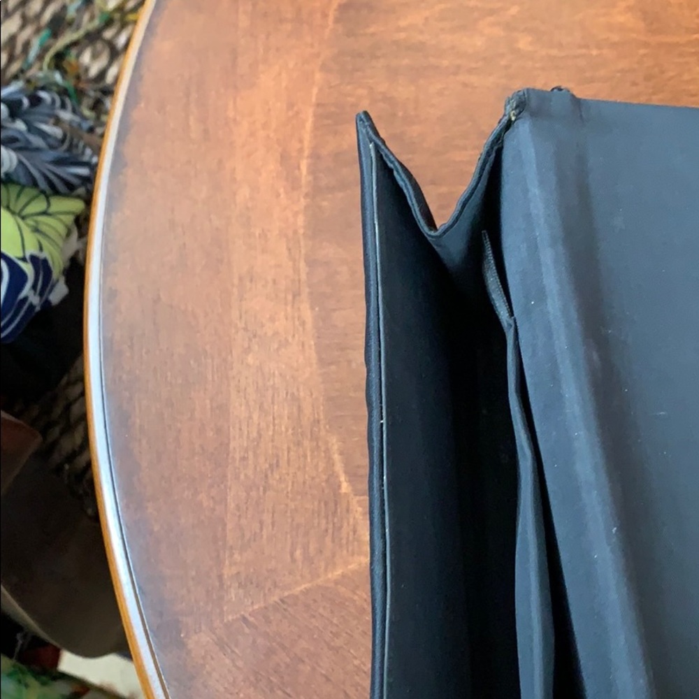 Purse - Picture 4 of 4